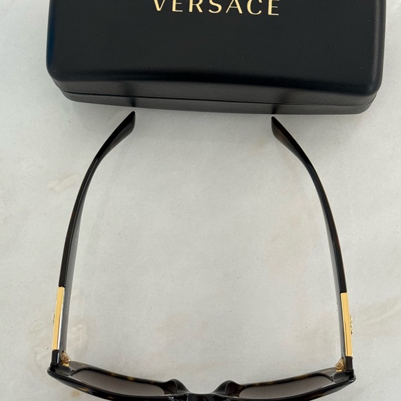 Versace Sunglasses - Picture 7 of 9